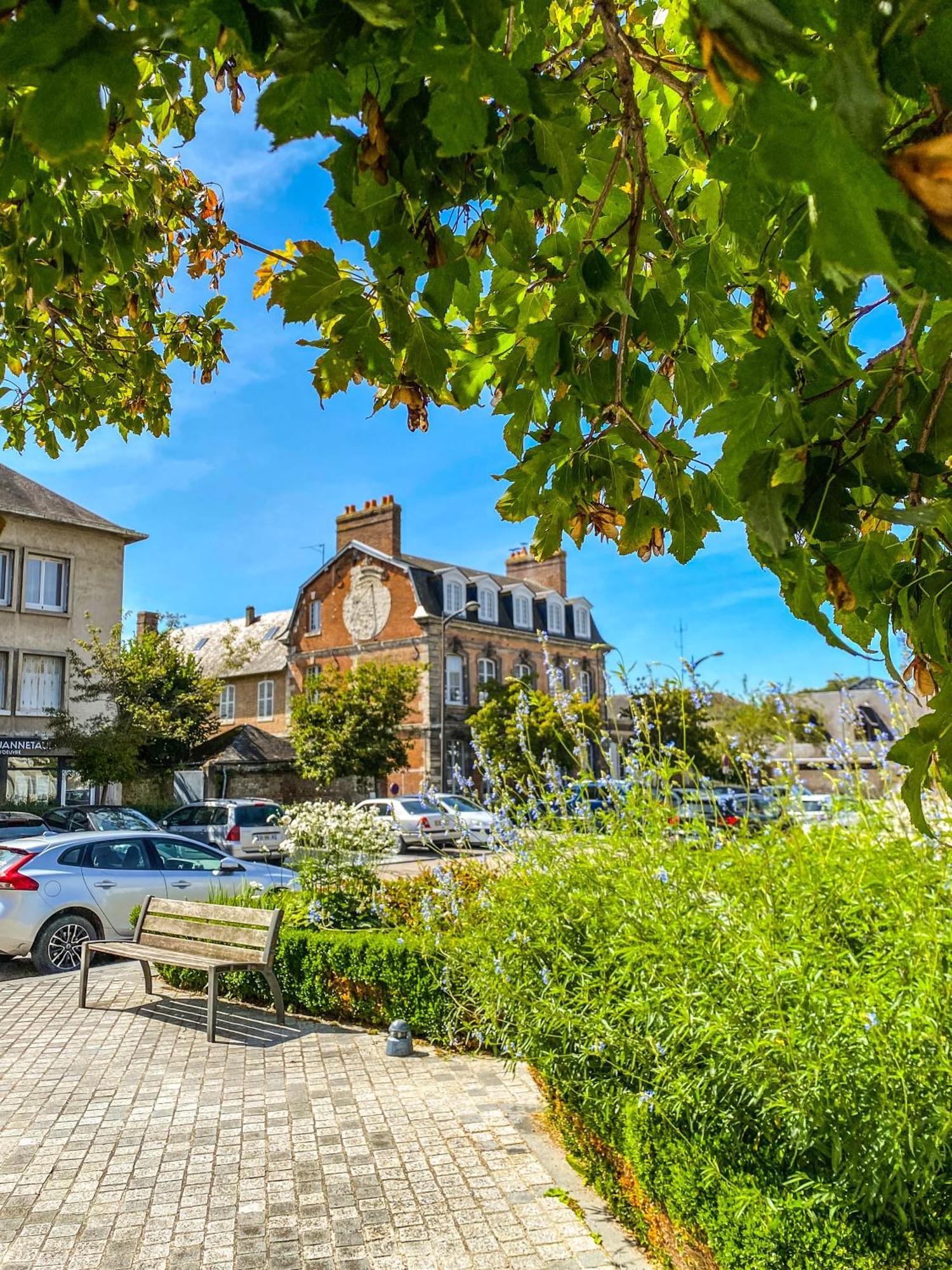 Ulysse By Kleidos - Charmant T2 Dans Le Centre De Pont-Audemer Exteriér fotografie